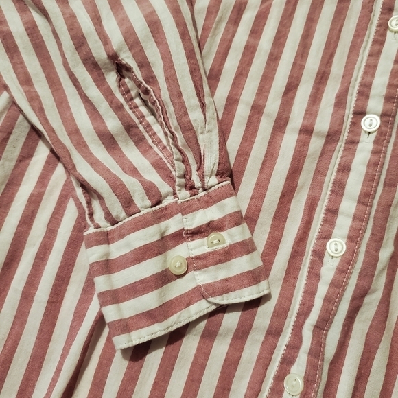 ⛱️ H&M Red and White Strip Button Down Top Beach Nautical Retro ⛱️ - Picture 5 of 8